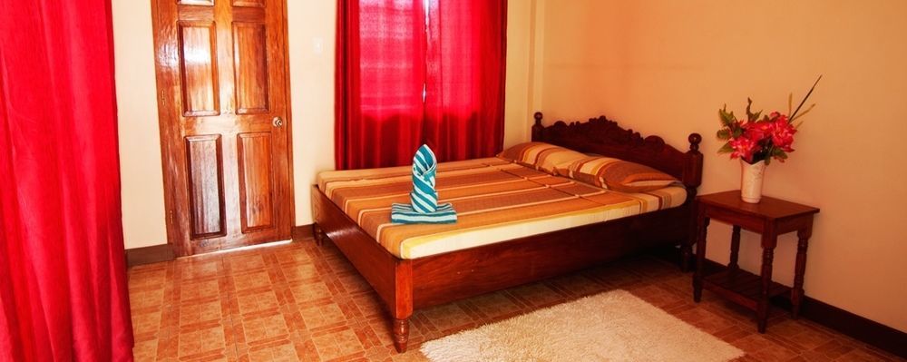 Inngo Tourist Inn Ель-Нідо Екстер'єр фото